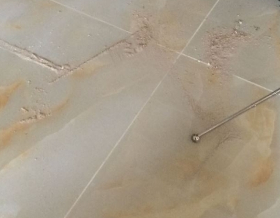 吕梁市瓷砖空鼓维修公司分享粘合剂选择不当在瓷砖铺贴过程中可能导致以下问题